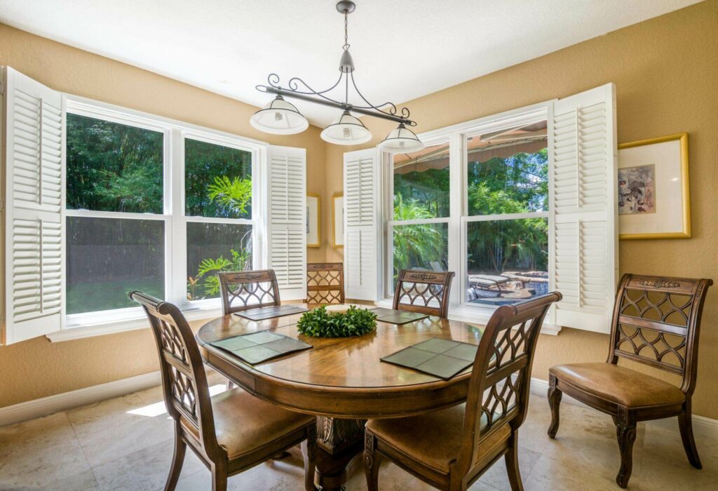 DOUBLE HUNG WINDOWS Image 5